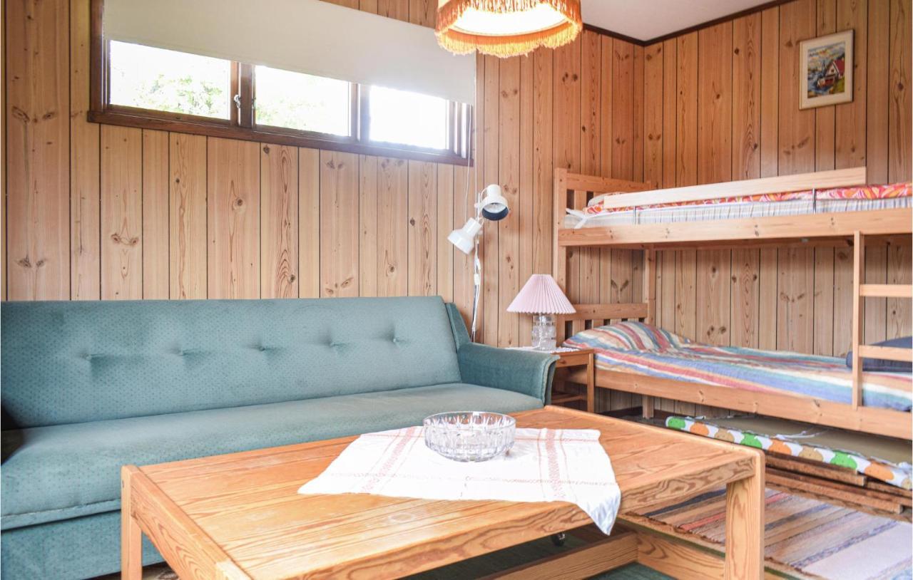 2 Bedroom Lovely Home In Koepingsvik Екстериор снимка